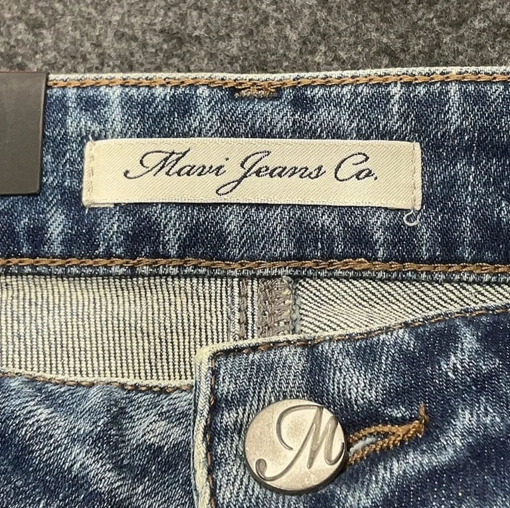 Mavi Jeans Co. Mid-Rise Distressed Boyfriend Skinny Jeans – Size 27 – NWT
